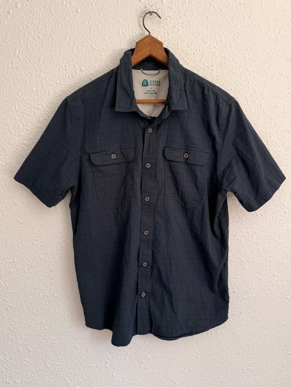 Sierra Design navy blue button up hiking utility shirt men’s L